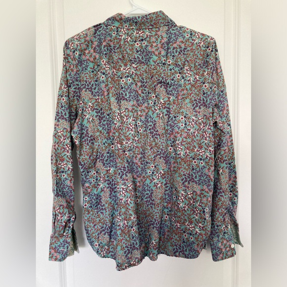 Foxcroft NYC Wrinkle Free size 12 Shaped Floral Button Down Collared Shirt - Picture 4 of 9